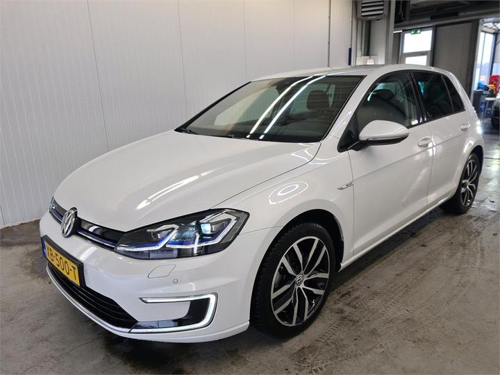 VOLKSWAGEN GOLF 2018 wvwzzzauzk8900377