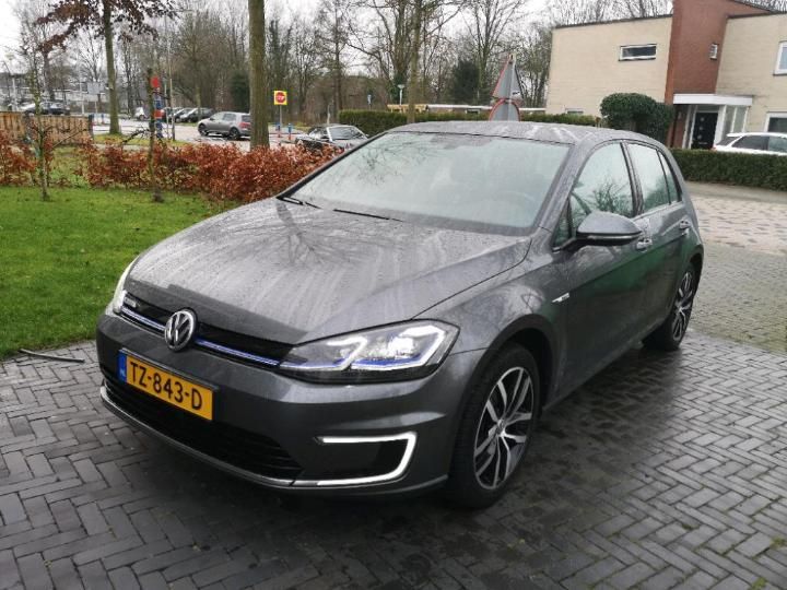 VOLKSWAGEN GOLF 2018 wvwzzzauzk8900378