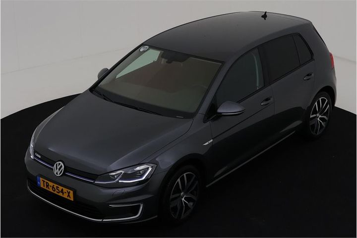 VOLKSWAGEN GOLF 2018 wvwzzzauzk8900391