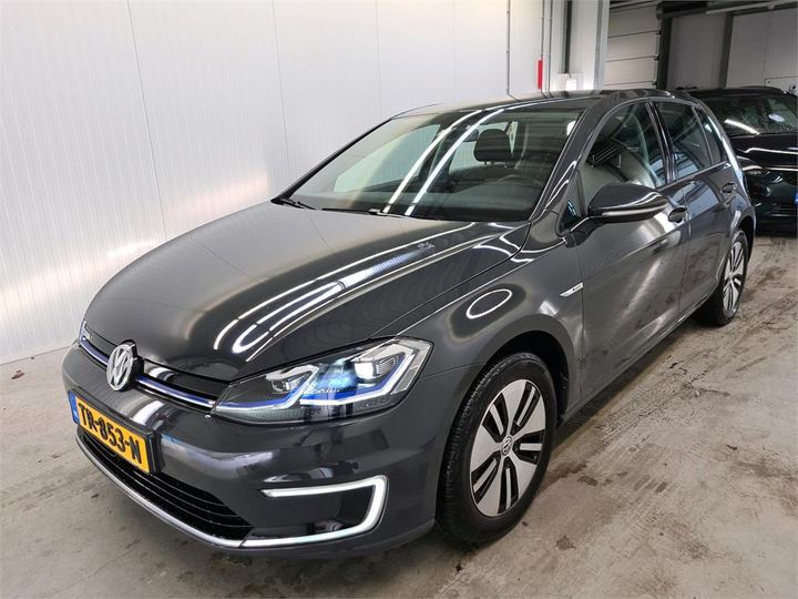 VOLKSWAGEN GOLF 2018 wvwzzzauzk8902187