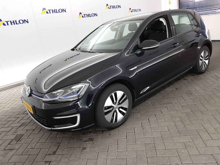 VOLKSWAGEN GOLF 2018 wvwzzzauzk8902429