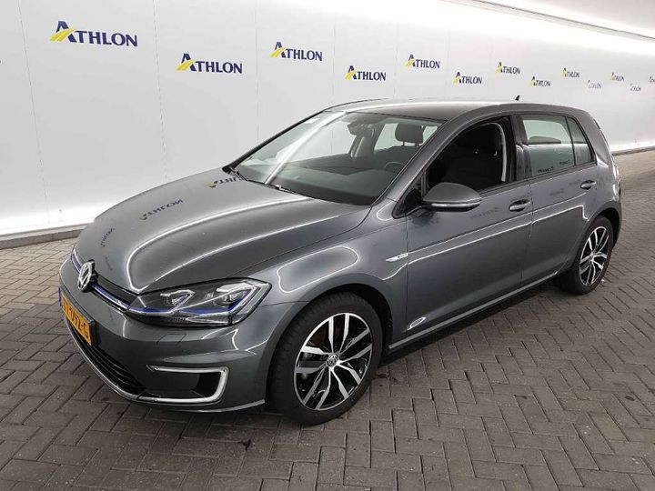 VOLKSWAGEN GOLF 2018 wvwzzzauzk8902657