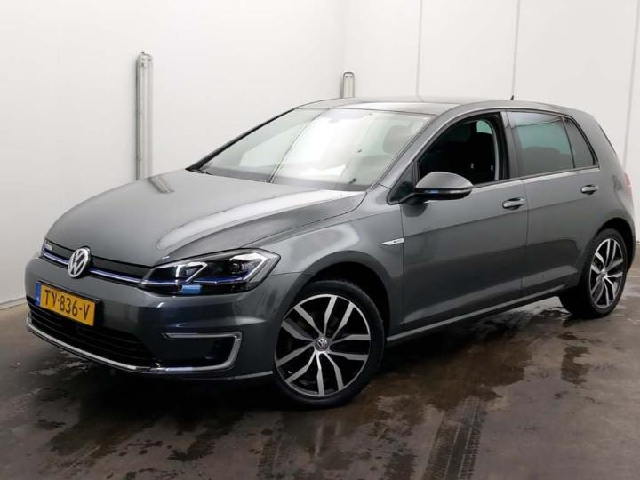 VOLKSWAGEN GOLF 2018 wvwzzzauzk8903574