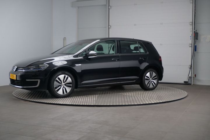 VOLKSWAGEN GOLF 2018 wvwzzzauzk8905827