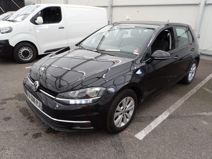 VOLKSWAGEN GOLF 2018 wvwzzzauzkp015024