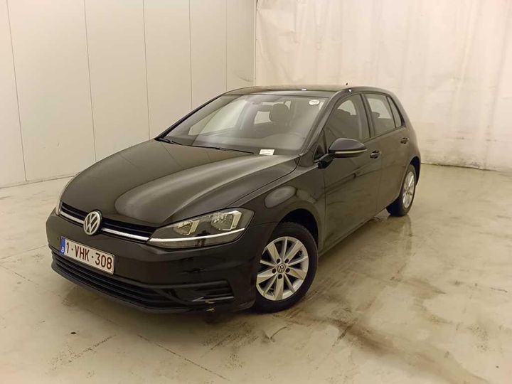 VOLKSWAGEN GOLF 2018 wvwzzzauzkp015030