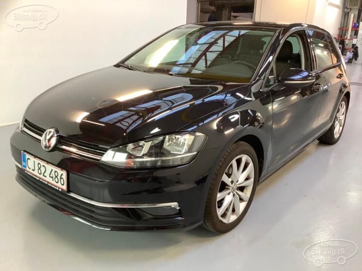 VOLKSWAGEN GOLF 2018 wvwzzzauzkp019081