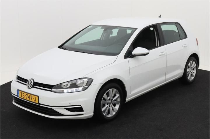 VOLKSWAGEN GOLF 2018 wvwzzzauzkp020800