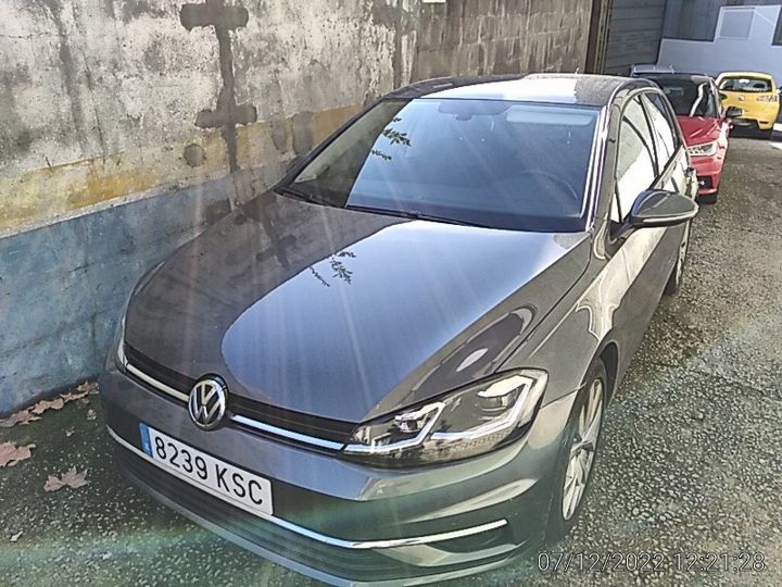 VOLKSWAGEN GOLF 2018 wvwzzzauzkp023953