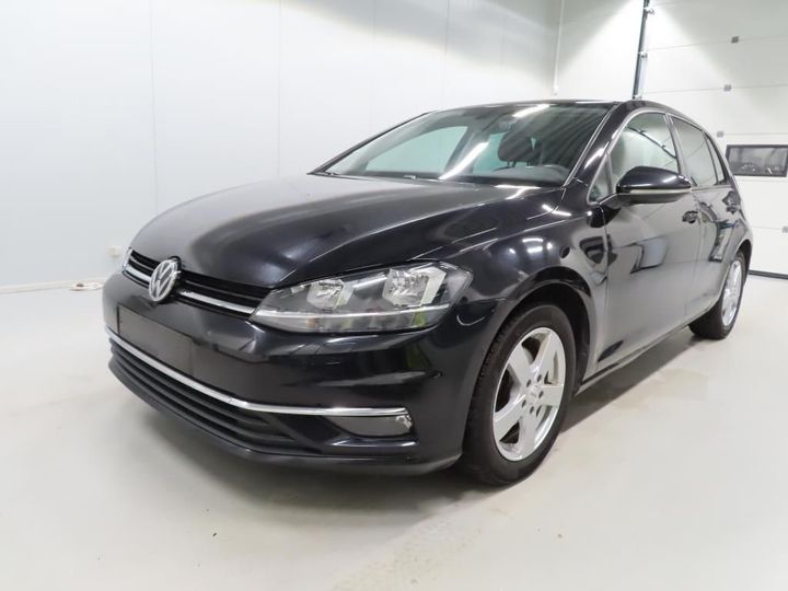 VOLKSWAGEN GOLF 2018 wvwzzzauzkp039350