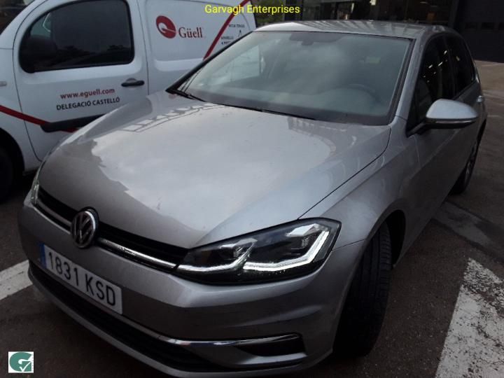 VOLKSWAGEN GOLF 2018 wvwzzzauzkp040364