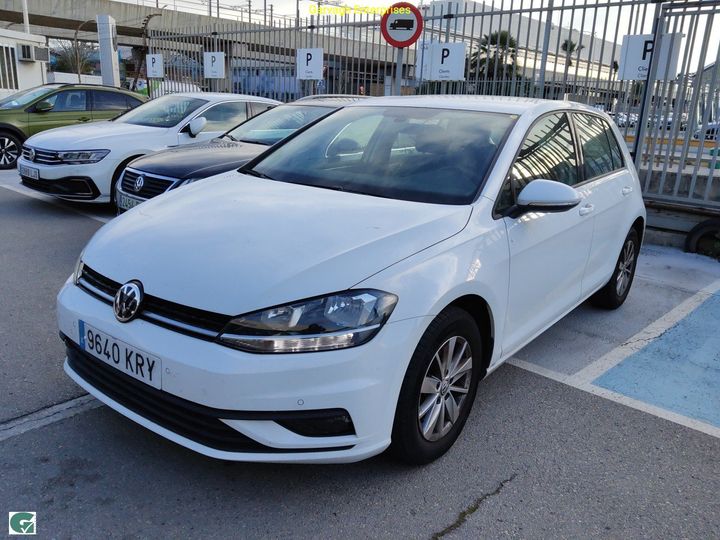 VOLKSWAGEN GOLF 2018 wvwzzzauzkp041871