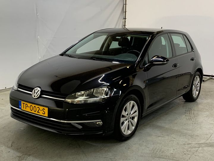 VOLKSWAGEN GOLF 2018 wvwzzzauzkw001940