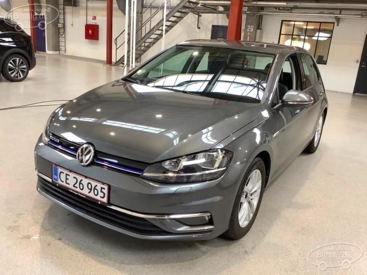 VOLKSWAGEN GOLF 2018 wvwzzzauzkw032663