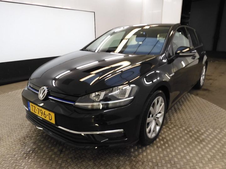 VOLKSWAGEN GOLF 2018 wvwzzzauzkw045592