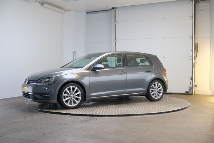 VOLKSWAGEN GOLF 2018 wvwzzzauzkw047128