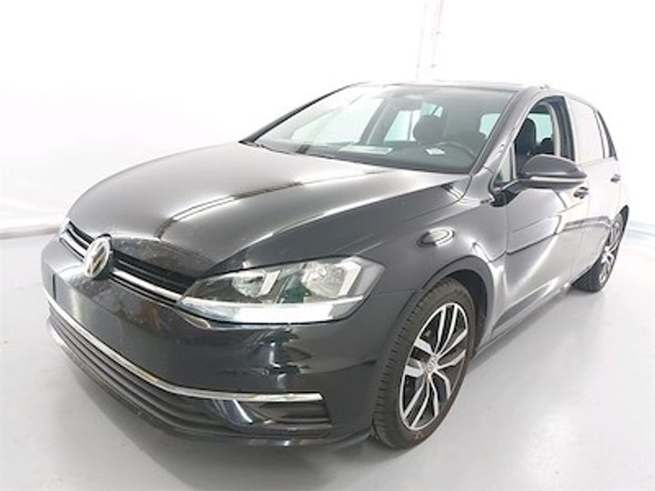 VOLKSWAGEN GOLF 2018 wvwzzzauzkw050138