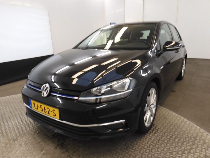 VOLKSWAGEN GOLF 2019 wvwzzzauzkw077339