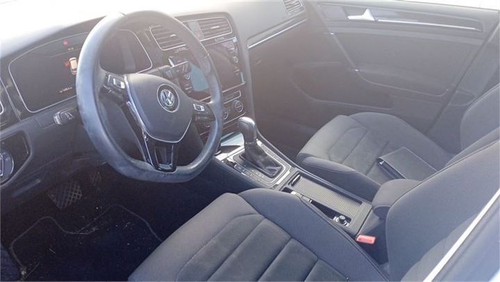 VOLKSWAGEN GOLF 2019 wvwzzzauzkw177161