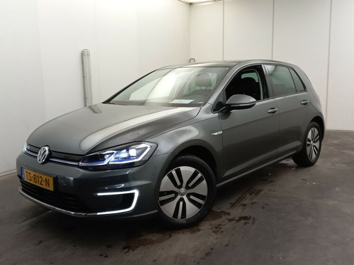 VOLKSWAGEN GOLF 2018 wvwzzzauzkw900894