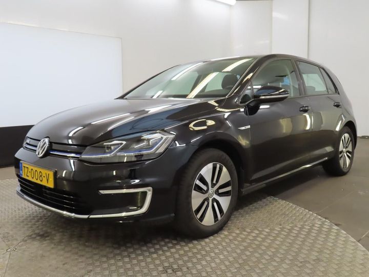 VOLKSWAGEN GOLF 2018 wvwzzzauzkw904153