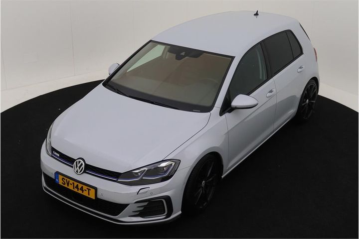 VOLKSWAGEN GOLF 2018 wvwzzzavzj8908722