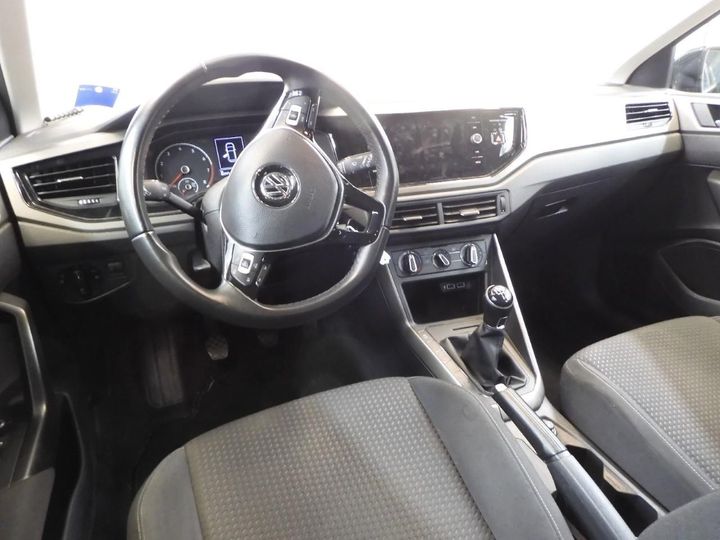 VOLKSWAGEN POLO 2018 wvwzzzawzjy067762