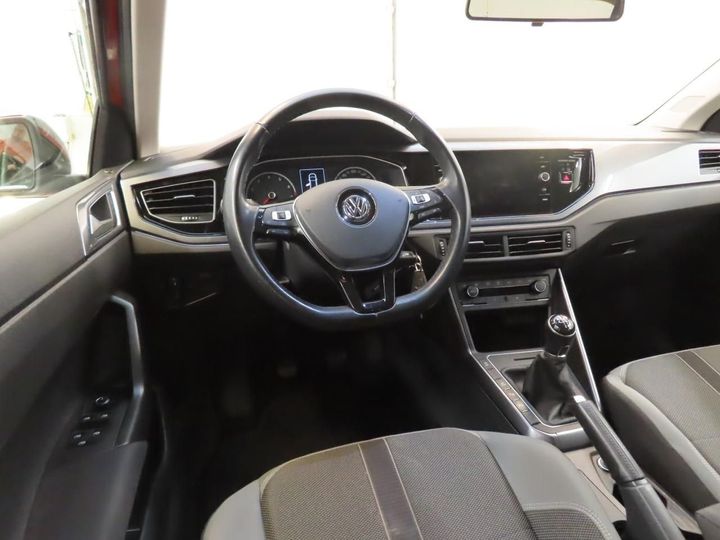 VOLKSWAGEN POLO 2018 wvwzzzawzjy200355