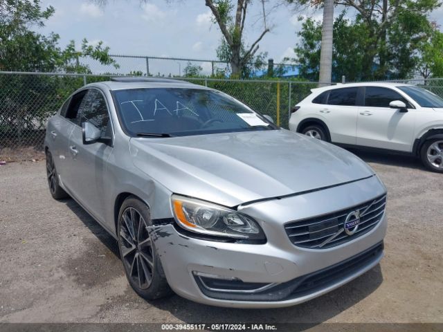 VOLVO S60 2016 yv126mfk3g2413899