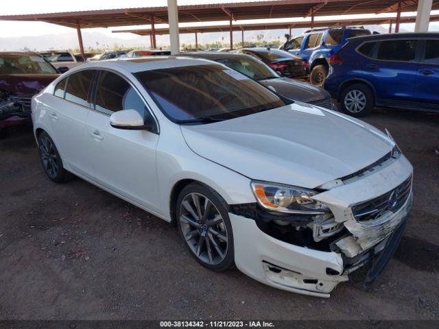 VOLVO S60 2015 yv126mfk6f1369501