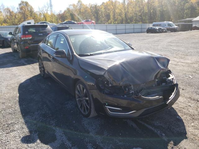 VOLVO S60 PREMIE 2015 yv126mfkxf1337859