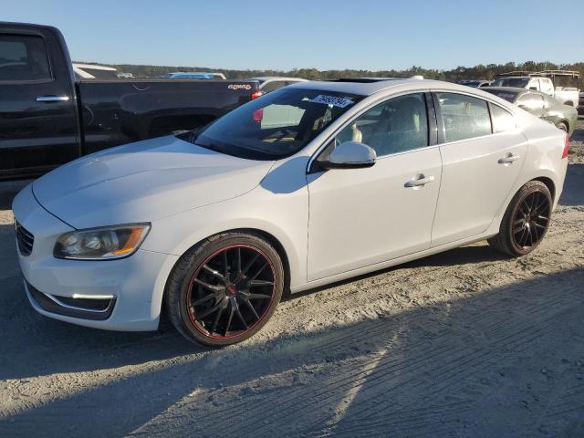 VOLVO S60 PREMIE 2015 yv126mfkxf1340292