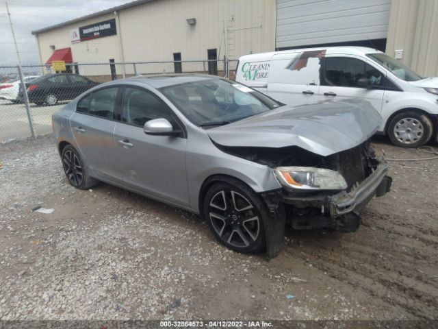 VOLVO S60 2017 yv126mfl2h2421762