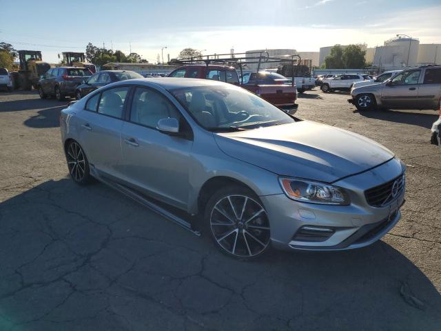 VOLVO S60 DYNAMI 2018 yv126mfl5j2453143