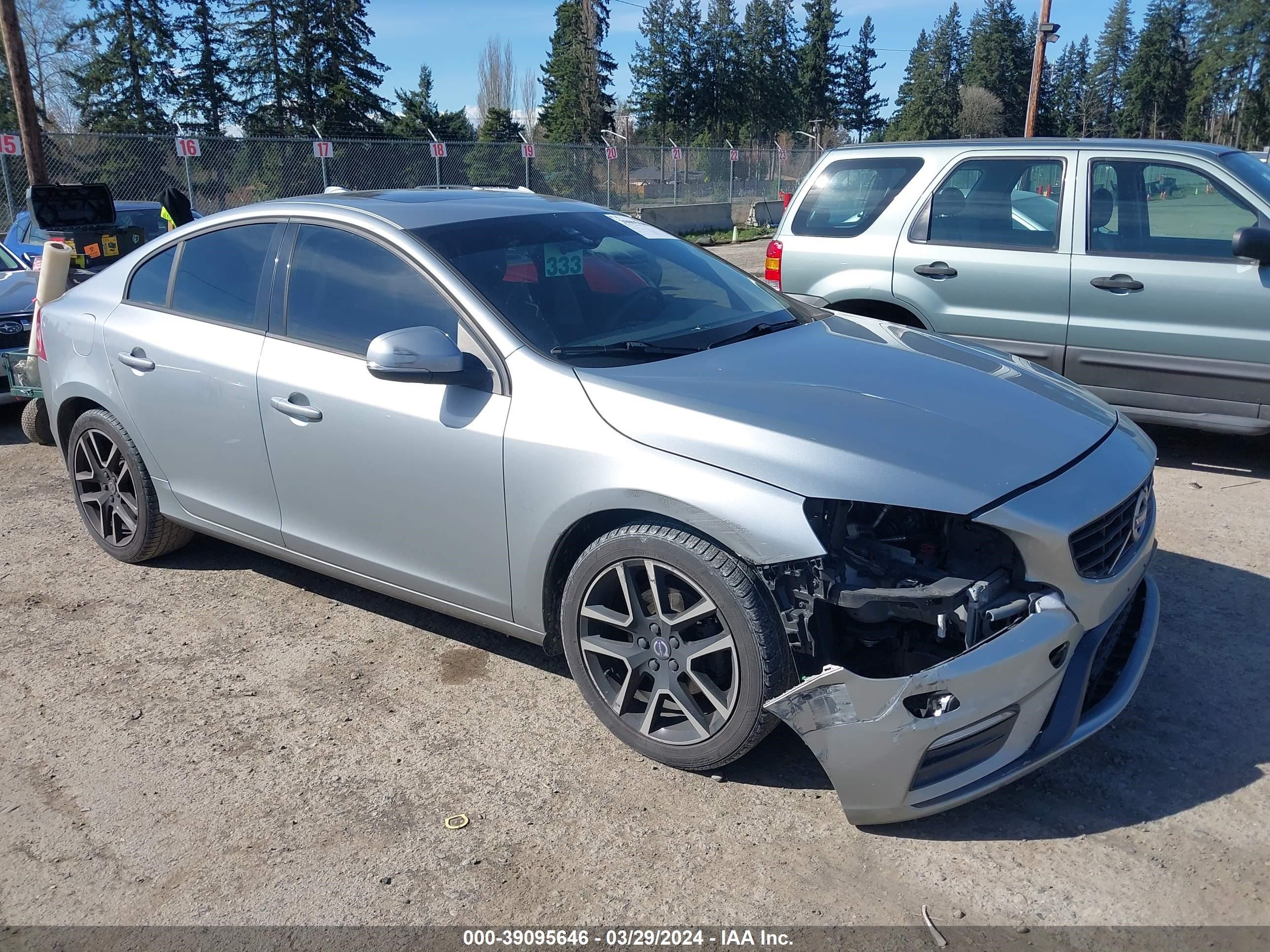 VOLVO S60 2017 yv126mfl6h2421571