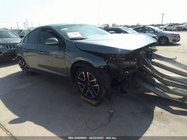 VOLVO S60 2018 yv126mfl7j2452379