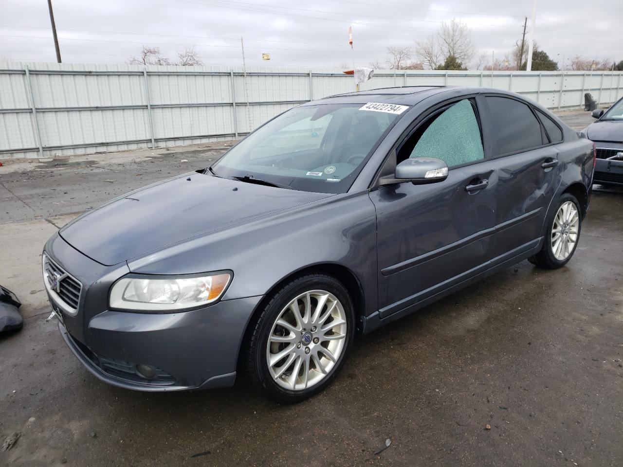 VOLVO S40 2010 yv1390ms9a2508398