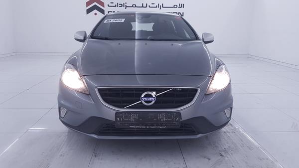 VOLVO V40 2016 yv140hmvxg2304774