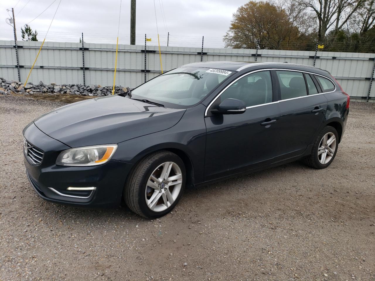 VOLVO V60 2015 yv140meb4f1199859