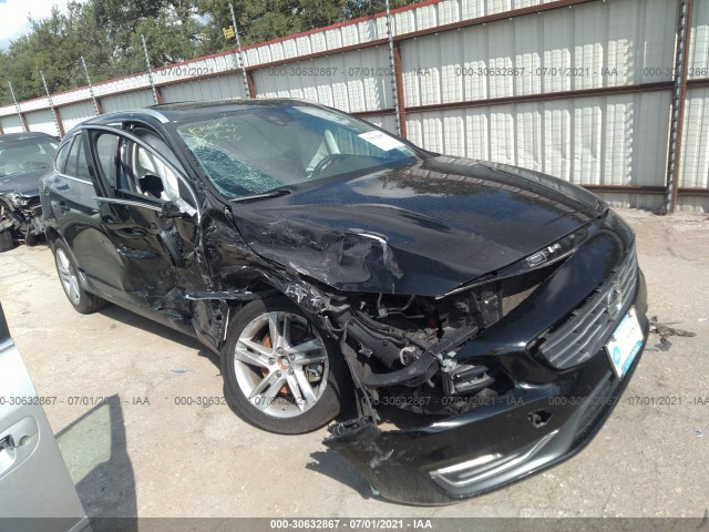 VOLVO V60 2015 yv140meb9f1207907