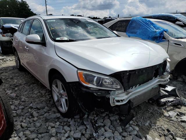 VOLVO V60 PLATIN 2015 yv140med0f1196880