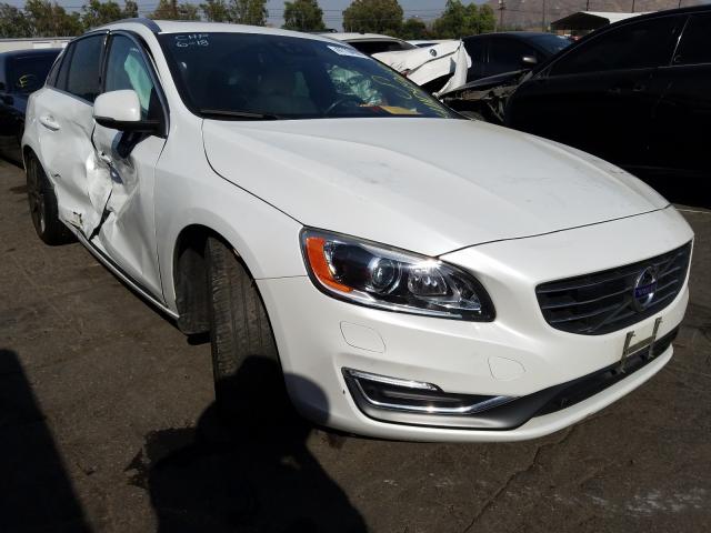 VOLVO V60 PLATIN 2015 yv140mem4f1245000