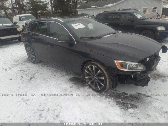 VOLVO V60 2015 yv140memxf1235653