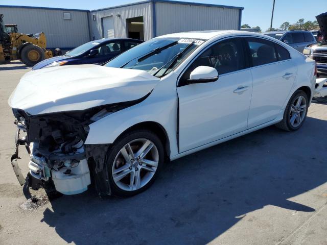 VOLVO S60 PREMIE 2015 yv140mfk0f1347049