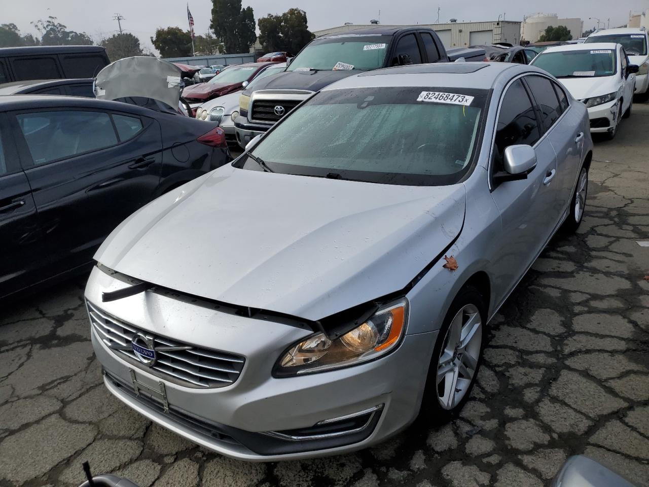 VOLVO S60 2015 yv140mfk7f2338441