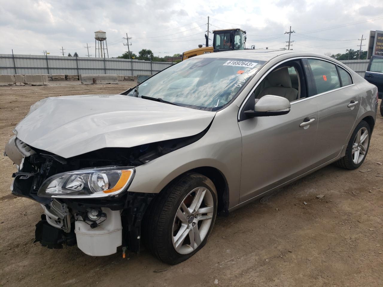 VOLVO S60 2015 yv140mfkxf1337760