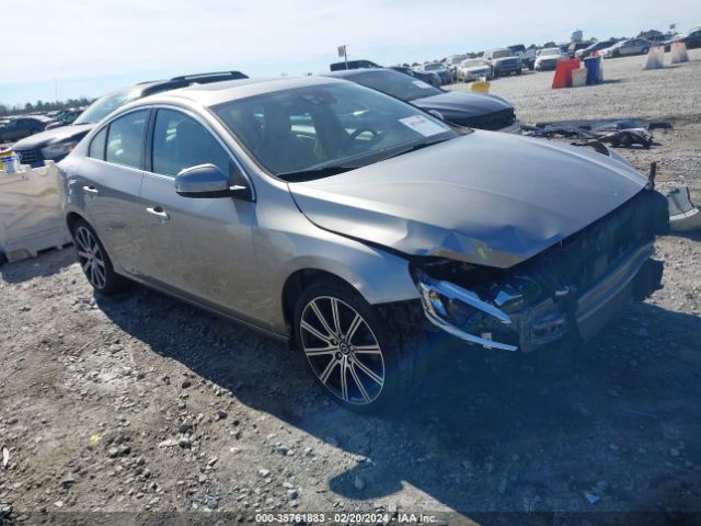 VOLVO S60 2015 yv140mfmxf1351790