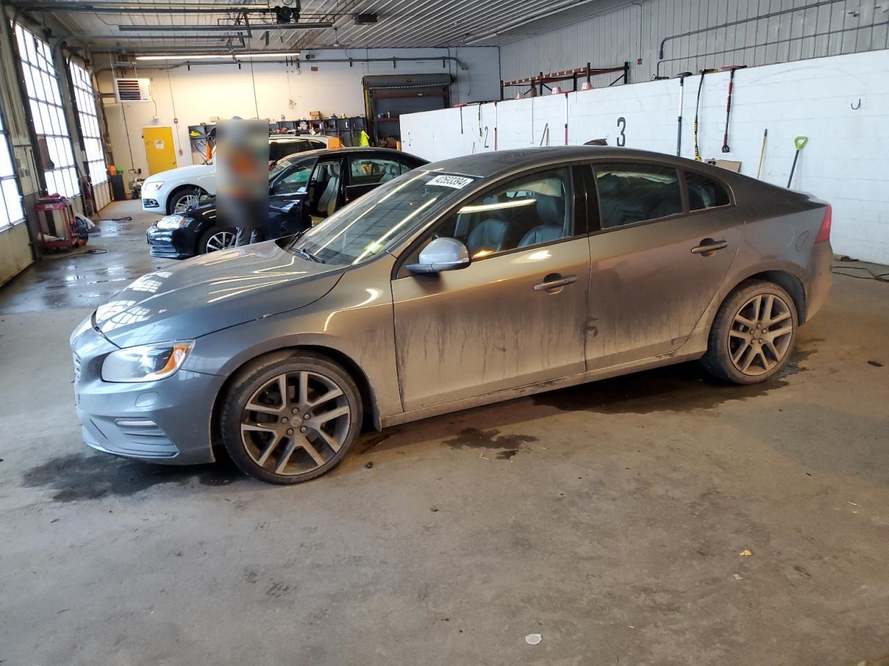 VOLVO S60 2017 yv140mtl4h2433779