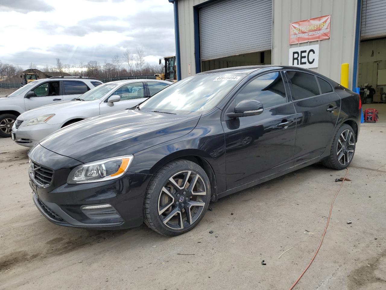 VOLVO S60 2018 yv140mtl5j2461418