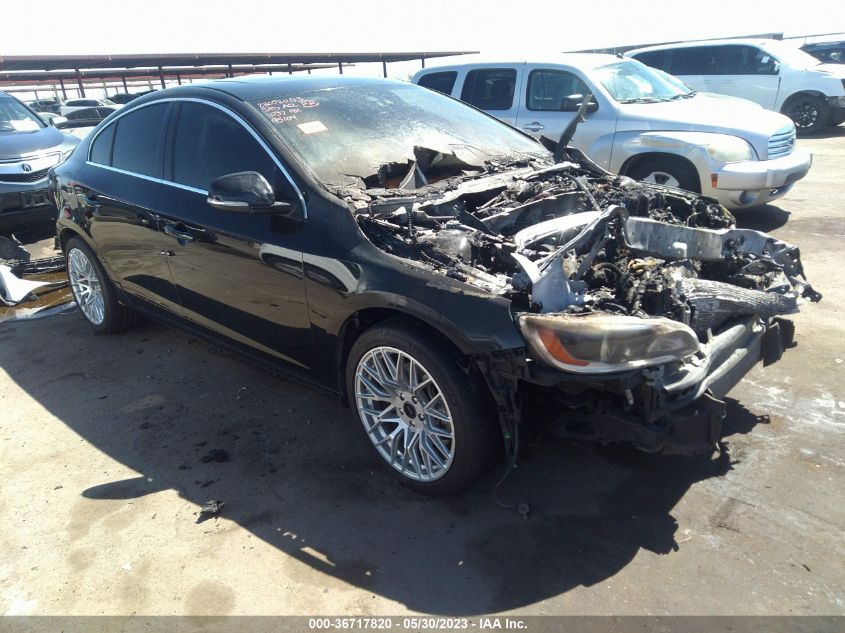 VOLVO S60 2016 yv149mfm9g2395104